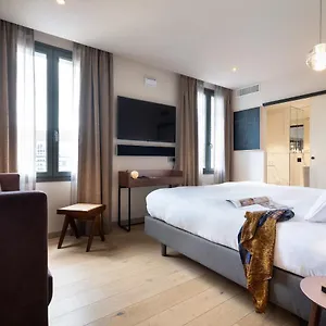 4* Hotell Hebe